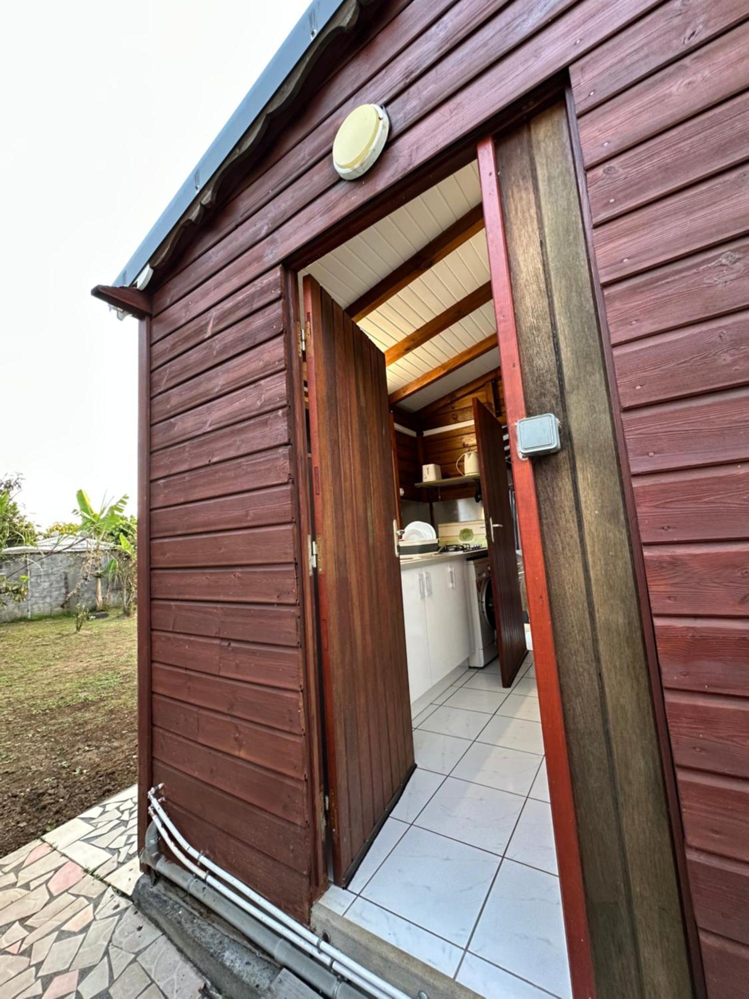 Appt F2 Bellissima Apartment Baie-Mahault Bagian luar foto